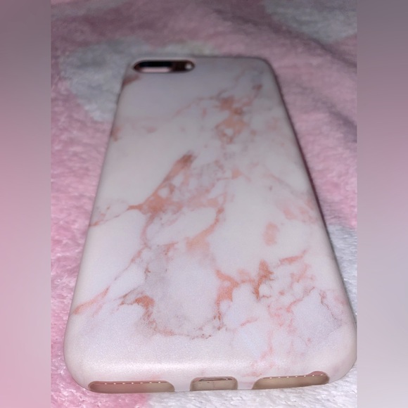 Rose gold marble iPhone 7 Plus case. - Picture 2 of 4
